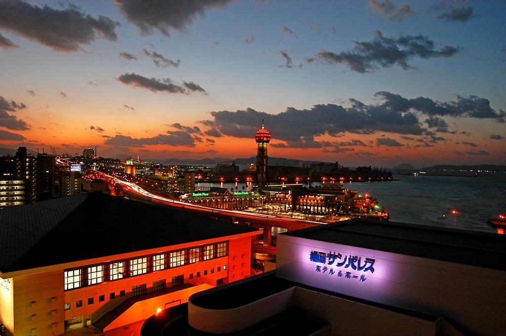Fukuoka Sun Palace Hotel & Hall Exterior foto
